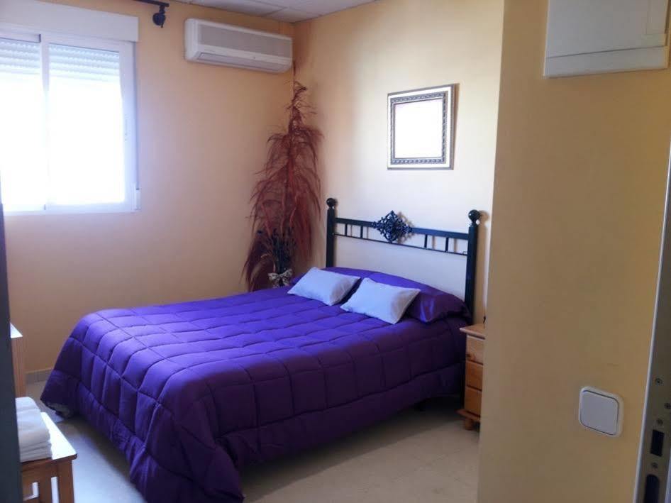 Hostal Ds Велилья-де-Сан-Антонио Экстерьер фото